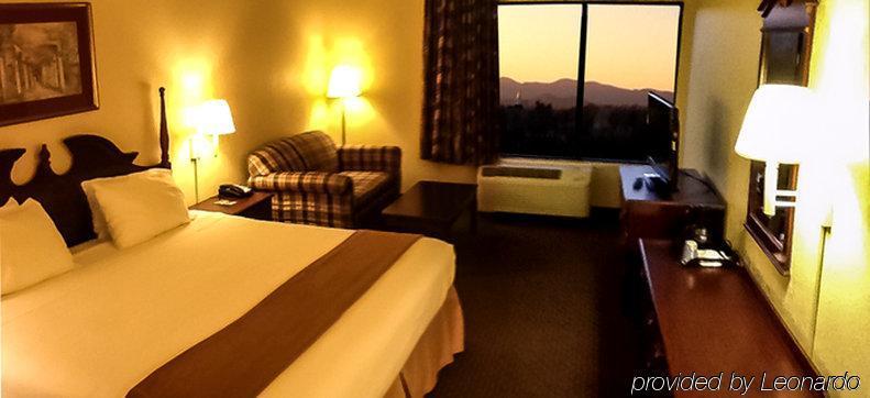 Comfort Inn & Suites Dahlonega University Area Eksteriør billede