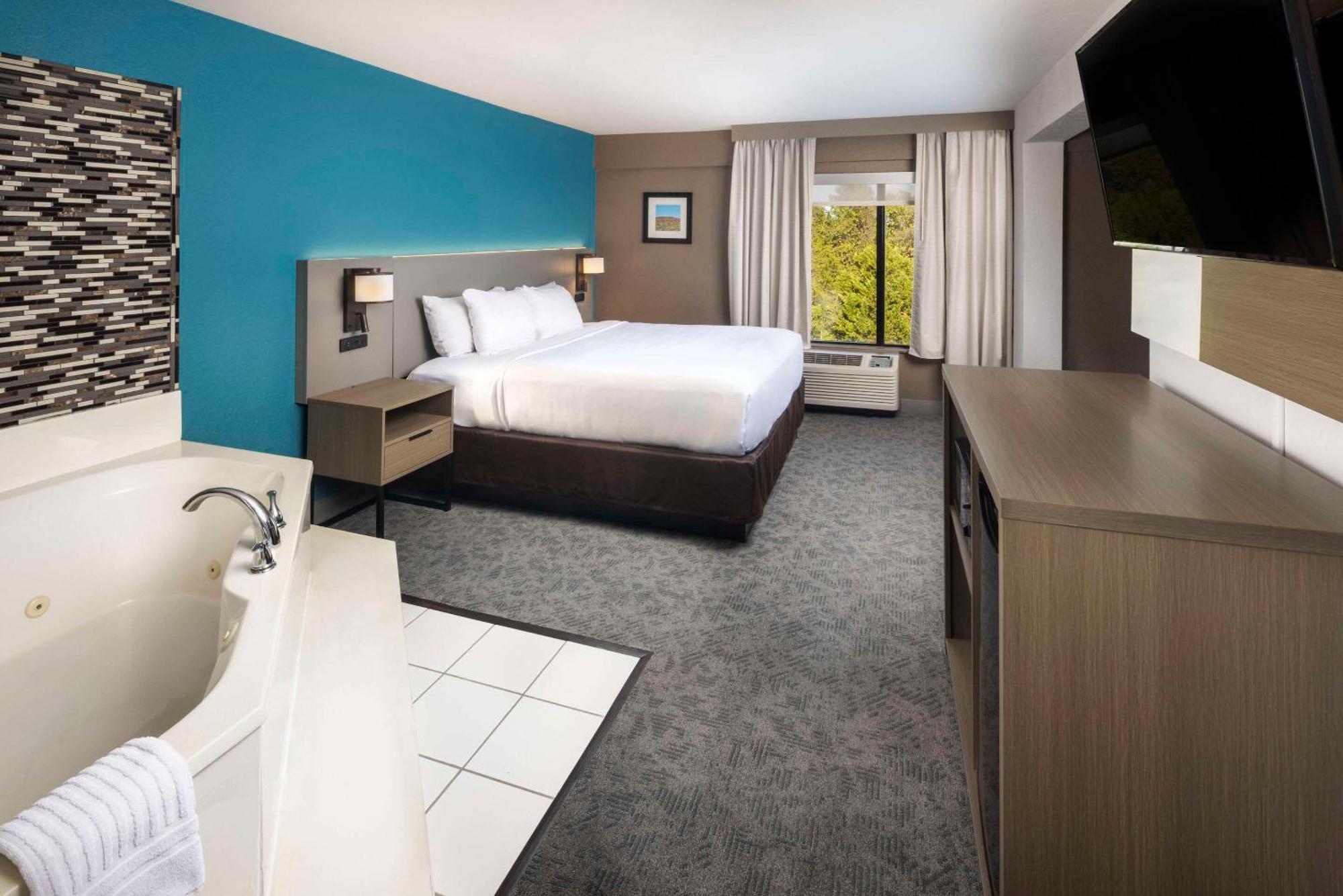 Comfort Inn & Suites Dahlonega University Area Eksteriør billede