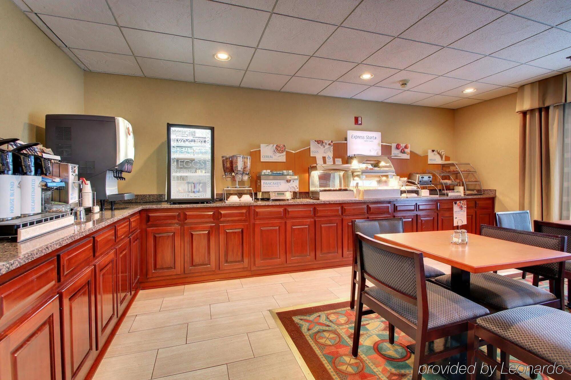 Comfort Inn & Suites Dahlonega University Area Eksteriør billede
